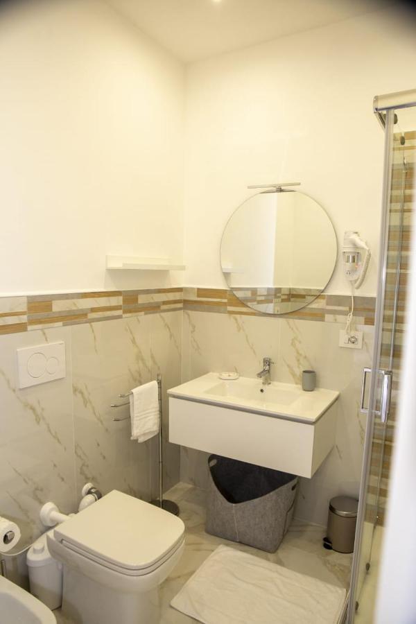 Quinto Apartments Барі Екстер'єр фото